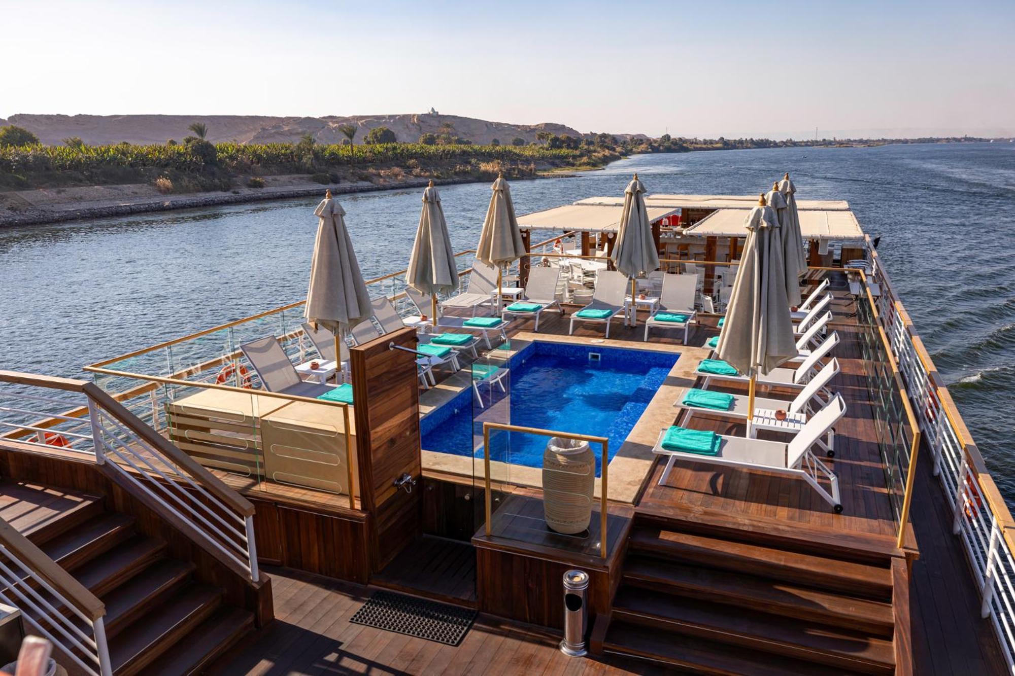 Tia Boutique Nile Cruise - Every Monday From Luxor For 04 & 07 Nights - Every Friday From Aswan For 03 & 07 Nights מראה חיצוני תמונה